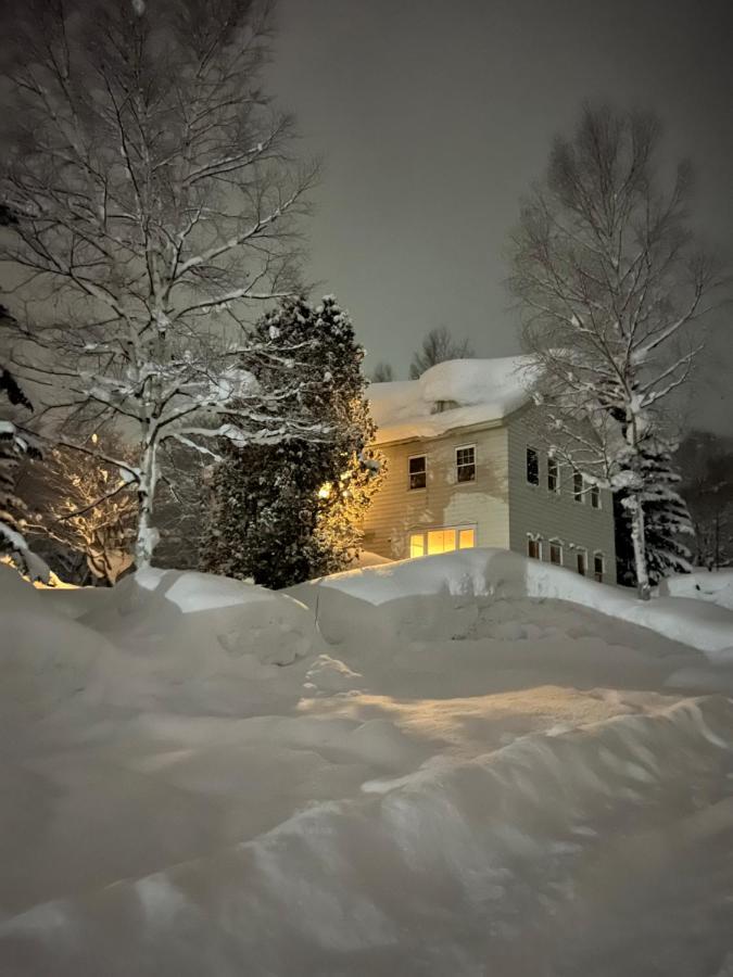 Chalet Banff - 6 Bedroom 6 Bathroom Ski Lodge نيسيكو المظهر الخارجي الصورة